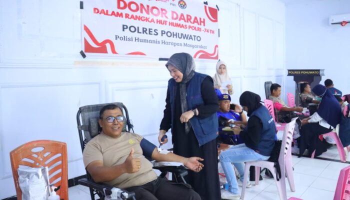 Semarak HUT Humas Polri ke-74, Polres Pohuwato Ajak Personel dan Masyarakat Donor Darah