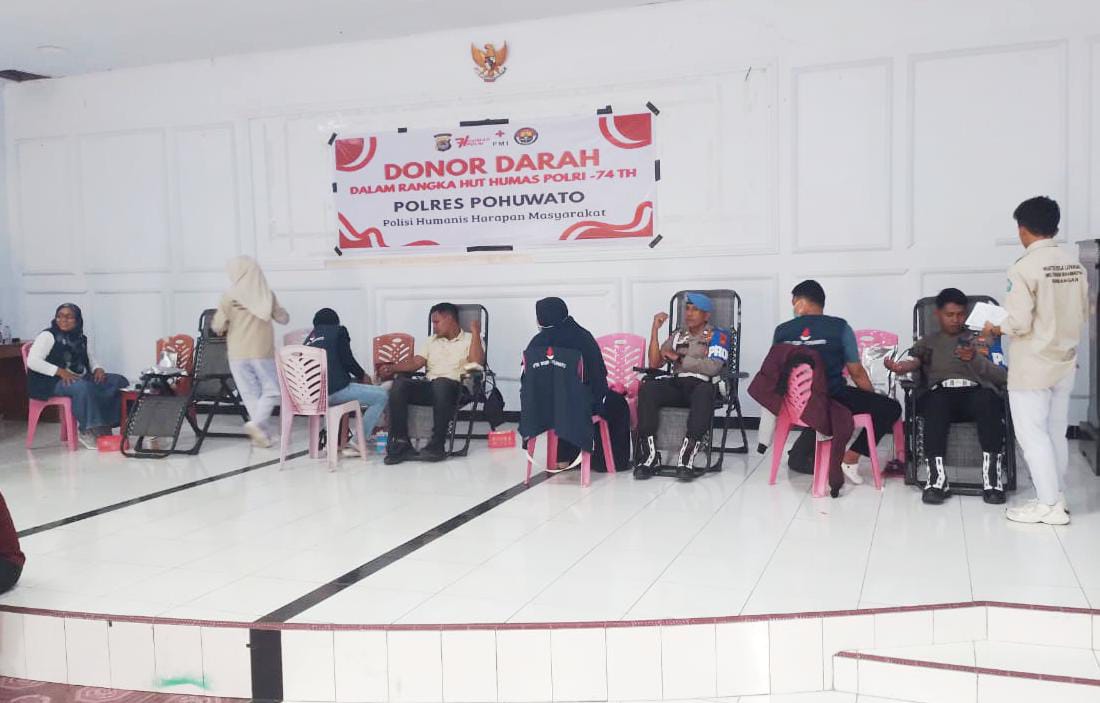 22 Kantong Darah Terkumpul dalam Rangka Semarak HUT Humas Polri ke-74 di Polres Pohuwato 1 22 Kantong Darah Terkumpul dalam Rangka Semarak HUT Humas Polri ke-74 di Polres Pohuwato. (Foto: Humas Polres Pohuwato)