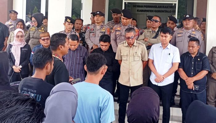 APGUM Geruduk DPRD Gorontalo Utara, Suarakan Delapan Tuntutan Rakyat