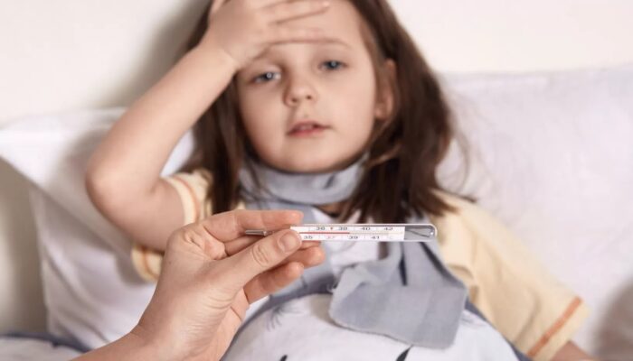 Musim Pancaroba, Anak Rentan Demam: Ini 5 Cara Mengatasinya