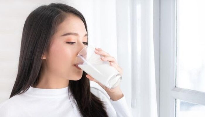 Susu Full Cream vs Susu Skim, Mana yang Lebih Sehat?