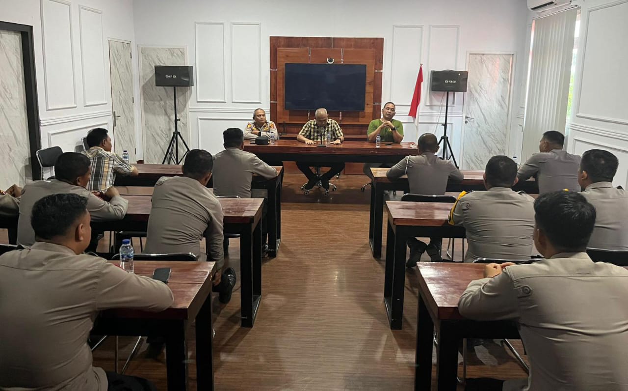 Polres Pohuwato Terima Kunjungan Karo Log dan Dir Samapta Terkait Penyesuaian Pamapta. (Foto: Humas Polres Pohuwato)