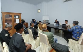Komisi III DPRD Gorut Bedah Kekacauan Pengelolaan Pantai Minanga. (Foto: Humas DPRD Gorut)