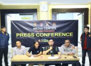 Dua Pemuda Botubilotahu Ditetapkan Tersangka Penganiayaan oleh Polres Pohuwato 11 Dua Pemuda Botubilotahu Ditetapkan Tersangka Penganiayaan oleh Polres Pohuwato. (Foto: Humas Polres Pohuwato)