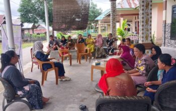 Dheninda Turun Langsung Dengarkan Keluhan dan Usulan Masyarakat 5 Dheninda Turun Langsung Dengarkan Keluhan dan Usulan Masyarakat. (Foto: Sarman Polone)