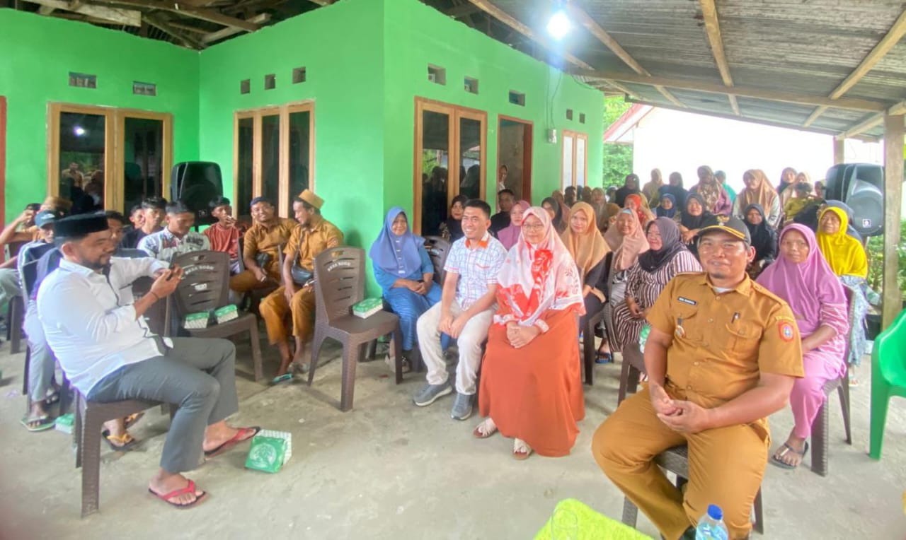 Reses Windra Lagarusu, Warga Sogu Desak Pemerintah Tepati Janji Tanah Eks HGU. (Foto: Setwan DPRD Gorut)