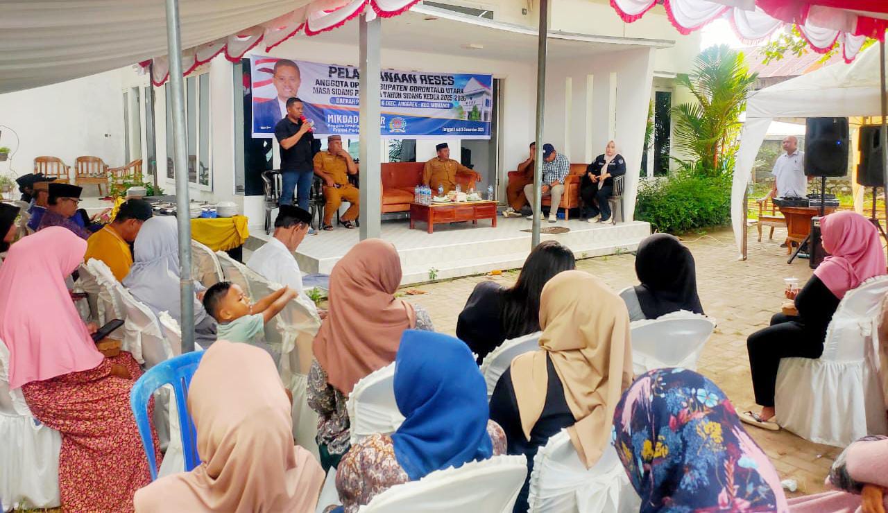 Warga Monano Sampaikan Beragam Usulan Prioritas pada Reses Mikdad Yeser. (Foto: Setwan DPRD Gorontalo Utara)