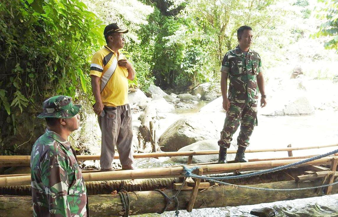 Pastikan Kesiapan Infrastruktur, Dandim 1314/Gorut Cek Lokasi Jembatan Gantung. (Foto: Kodim 1314 Gorut)