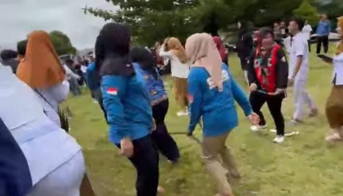 Tarik Tambang Jadi Lomba Perdana HUT ke-2 BLUD RSUD Zainal Umar Sidiki