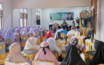 Anggota MPR RI Jasin U. Dilo Sosialisasikan Empat Pilar Kebangsaan di Gorontalo Utara 3 Anggota MPR RI Yasin U. Dilo Sosialisasikan Empat Pilar Kebangsaan di Gorontalo Utara. (Foto: GoTimes/Febri)