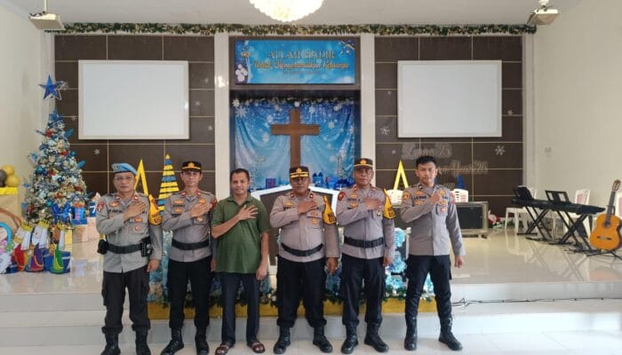 Waka Ops Res Pohuwato Tinjau Pos Pam dan Sterilisasi Gereja di Paguat dan Marisa