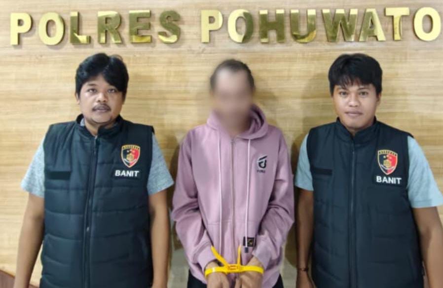 Sat Reskrim Polres Pohuwato Tahan Terduga Pelaku Penganiayaan di Salon. (Foto: Humas Polres Pohuwato)