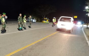 Koramil 1314-01/Kwandang Bersama Komcad Siaga Amankan Malam Pergantian Tahun 7 Koramil 1314-01/Kwandang Bersama Komcad Siaga Amankan Malam Pergantian Tahun. (Foto: Ist)