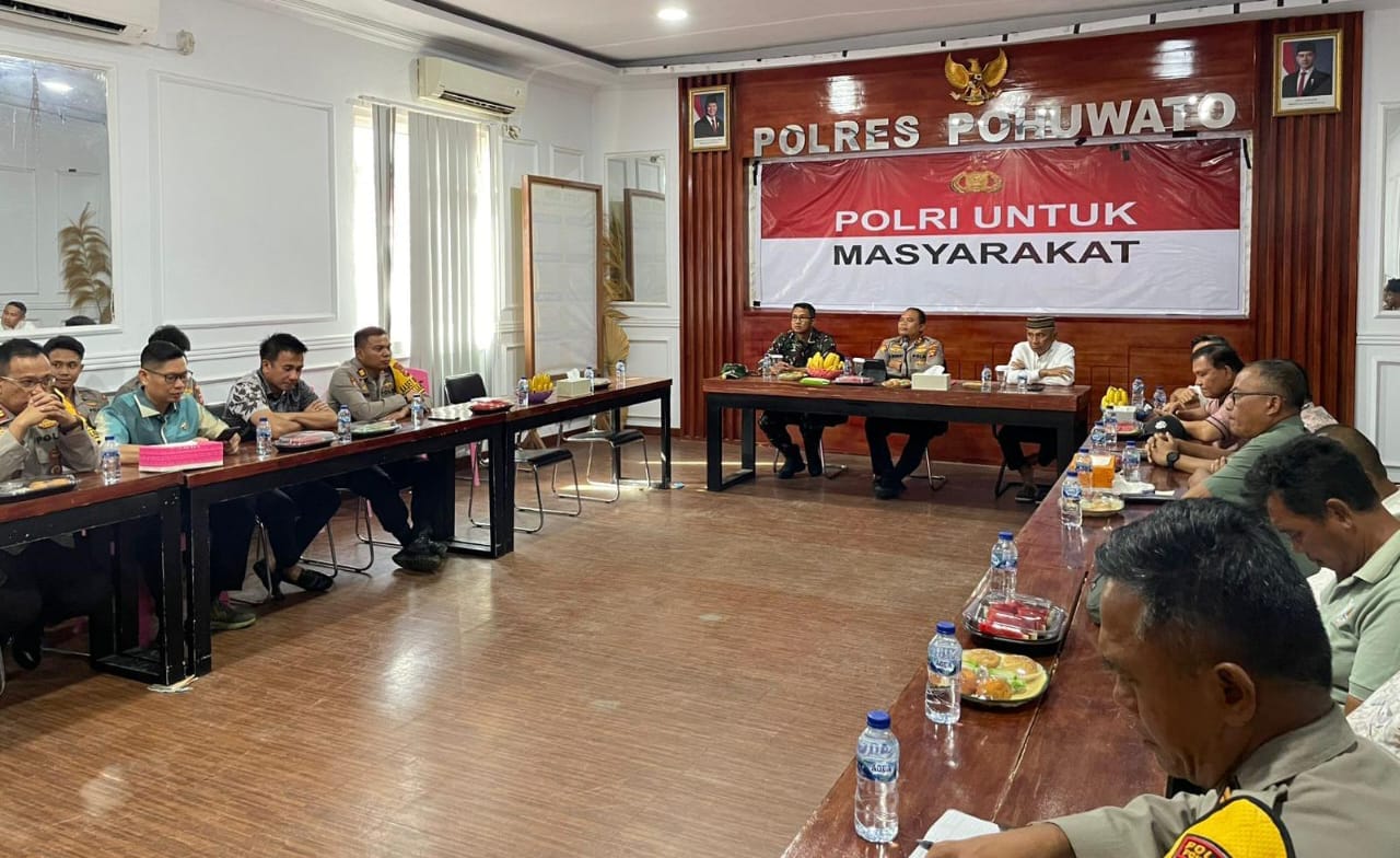 Kapolres Pohuwato Pimpin Rakor Forkopimda Bahas Penertiban PETI. (Foto: Humas Polres Pohuwato)