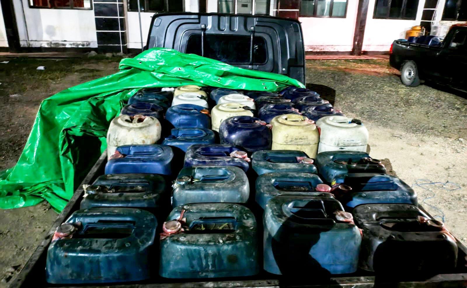 Polres Pohuwato Sita 67 Galon Solar yang Diduga Disuplai ke Tambang Ilegal. (Foto: Humas Polres Pohuwato)