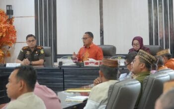 Kolaborasi Strategis, Pemkab dan Kejari Gorontalo Utara Sepakati Penanganan Perdata dan TUN 3 Kolaborasi Strategis, Kejari dan Pemkab Gorut Sepakati Penanganan Perdata dan TUN. (Foto: Humas Pemda Gorut)