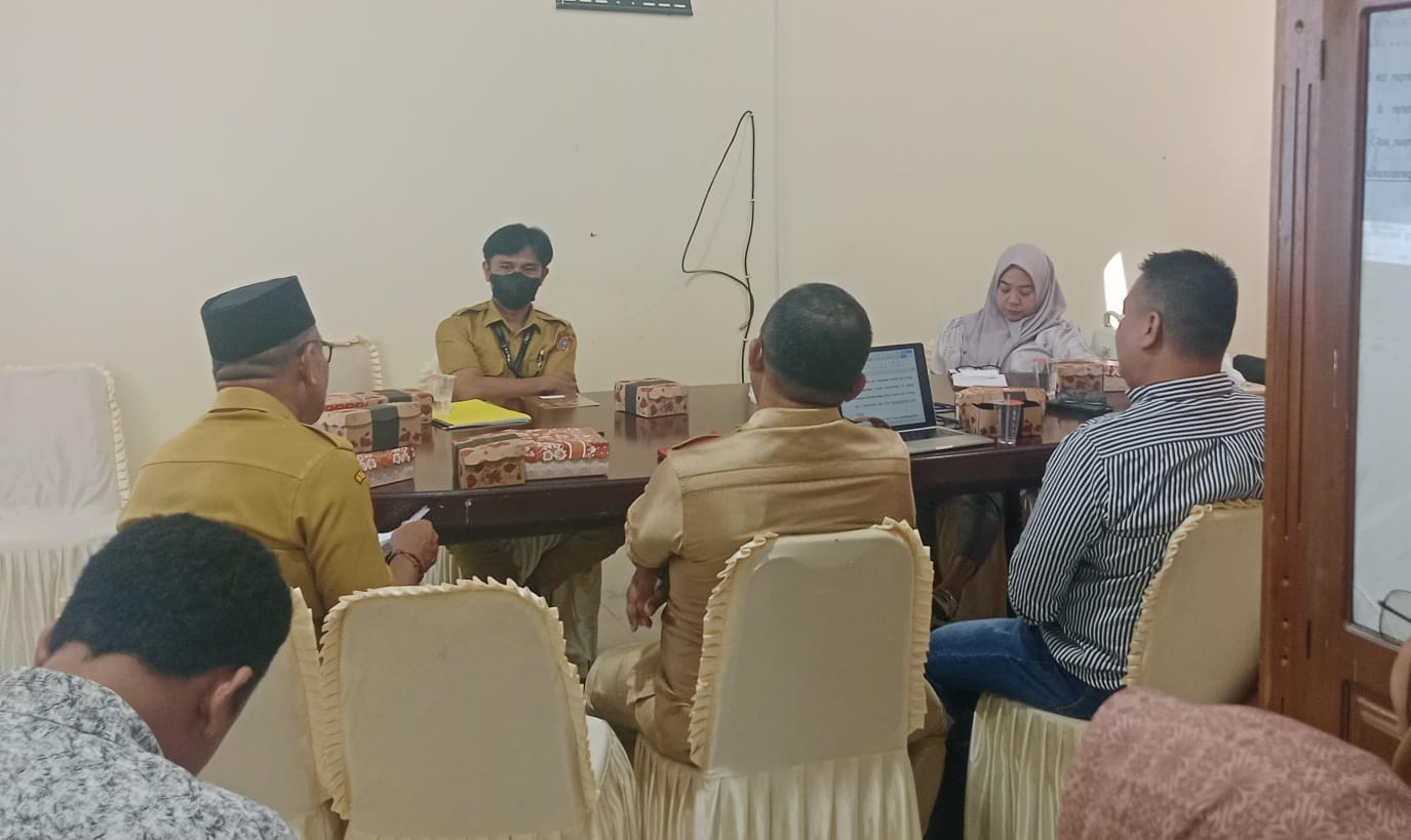 Komisi I DPRD Gorut Lanjutkan Pembahasan Ranperda SOTK, Minta Audiens dengan Bupati 1 Komisi I DPRD Gorut Lanjutkan Pembahasan Ranperda SOTK, Minta Audiens dengan Bupati. (Foto: Fadlan Mamu)
