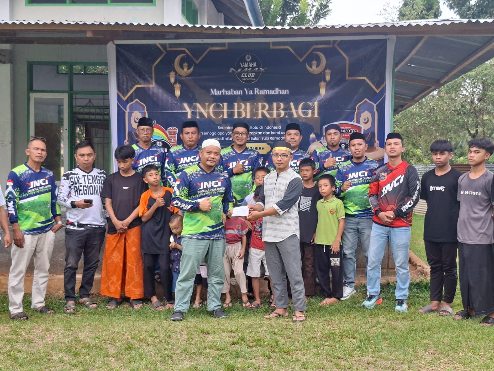 YNCI Chapter Gorontalo Utara Berbagi dengan Anak Panti Asuhan dan Masyarakat di Bulan Ramadan. (Foto: YNCI Gorut)